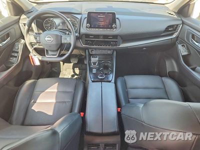 Zdjęcie 8 z 12 samochodu: 2025 NISSAN ROGUE SV VIN:5N1BT3BB5SC672035 - miniatura