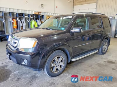 2011 HONDA PILOT TOURING 5FNYF4H98BB028192 - główne zdjęcie licytacji z USA - miniatura