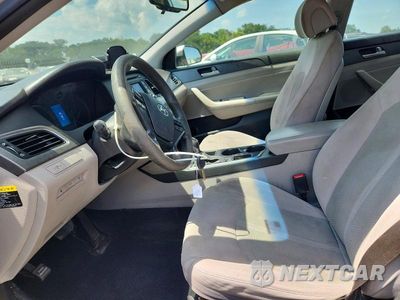 Zdjęcie 7 z 12 samochodu: 2015 HYUNDAI SONATA SE VIN:5NPE24AF0FH001087 - miniatura