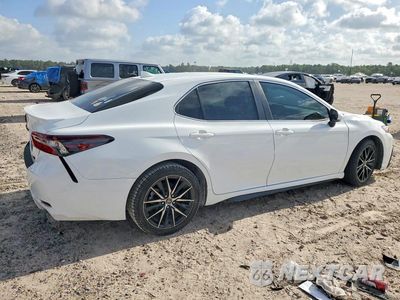 Trzecie zdjęcie samochodu z tyłu: 2022 TOYOTA CAMRY SE VIN:4T1G11AK1NU715706 - miniatura