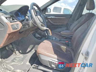 Zdjęcie 7 z 13 samochodu: 2021 BMW X1 SDRIVE28I VIN:WBXJG7C04M5S69375 - miniatura