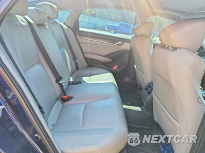 Zdjęcie 10 z 12 samochodu: 2018 HONDA ACCORD TOURING VIN:1HGCV2F93JA000393 - miniatura