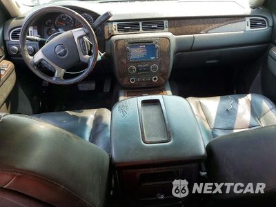 Zdjęcie 8 z 12 samochodu: 2011 GMC SIERRA K3500 DENALI VIN:1GT426C84BF233699 - miniatura