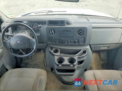Zdjęcie 8 z 12 samochodu: 2012 FORD ECONOLINE E250 VAN VIN:1FTNE2EW4CDA35119 - miniatura