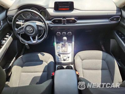 Zdjęcie 8 z 13 samochodu: 2018 MAZDA CX-5 SPORT VIN:JM3KFABM2J1394939 - miniatura