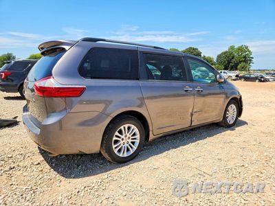 Trzecie zdjęcie samochodu z tyłu: 2015 TOYOTA SIENNA XLE 8-PASSENGER VIN:5TDYK3DC2FS621541 - miniatura