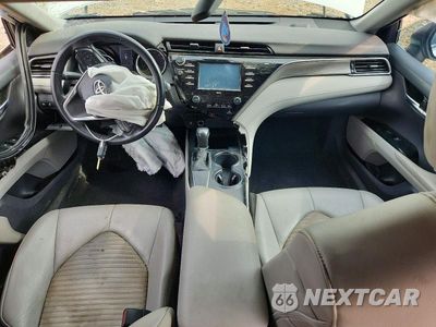 Zdjęcie 8 z 13 samochodu: 2020 TOYOTA CAMRY SE VIN:4T1G11AK3LU350779 - miniatura