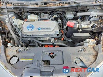 Zdjęcie 11 z 12 samochodu: 2012 NISSAN LEAF SV VIN:JN1AZ0CP6CT020729 - miniatura