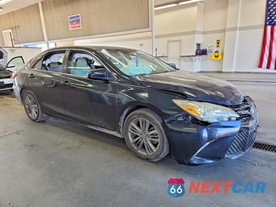 Czwarte zdjęcie samochodu z boku: 2016 TOYOTA CAMRY SE VIN:4T1BF1FK7GU124948 - miniatura