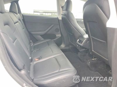Zdjęcie 11 z 13 samochodu: 2024 TESLA MDL Y VIN:7SAYGDEE4RF207146 - miniatura