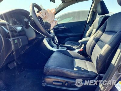 Zdjęcie 7 z 13 samochodu: 2014 HONDA ACCORD SPORT VIN:1HGCR2F53EA050427 - miniatura