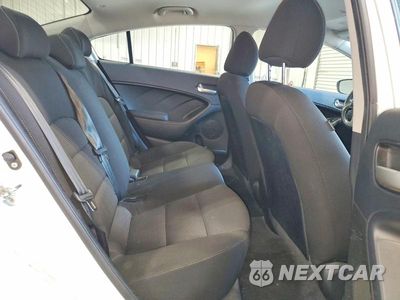 Zdjęcie 10 z 12 samochodu: 2018 KIA FORTE LX VIN:3KPFK4A72JE205626 - miniatura