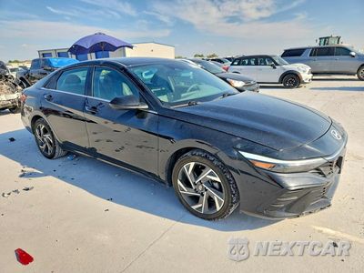 Czwarte zdjęcie samochodu z boku: 2025 HYUNDAI ELANTRA SEL VIN:KMHLS4DG0SU913113 - miniatura