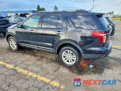 Drugie zdjęcie samochodu z przodu: 2015 FORD EXPLORER XLT VIN:1FM5K8D85FGC48111 - miniatura