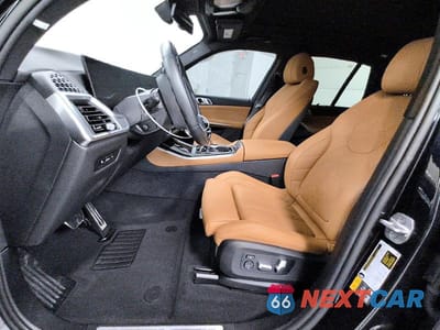 Zdjęcie 7 z 13 samochodu: 2025 BMW X5 XDRIVE50E VIN:5UX43EU02S9W92761 - miniatura