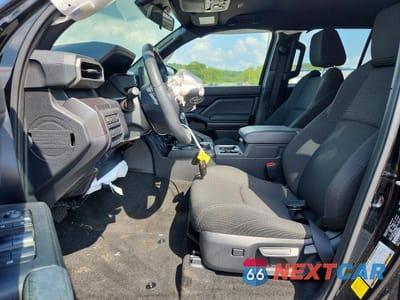 Zdjęcie 7 z 12 samochodu: 2025 TOYOTA 4RUNNER SR5 VIN:JTEVA5BR7S5007640 - miniatura