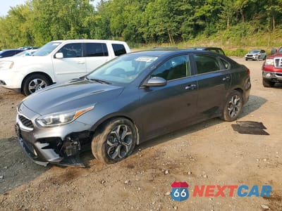 2021 KIA FORTE LXS 3KPF24AD9ME305930 - główne zdjęcie licytacji z USA - miniatura