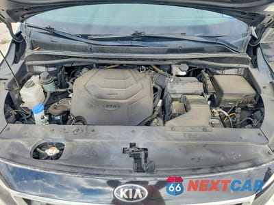 Zdjęcie 12 z 13 samochodu: 2021 KIA SEDONA LX VIN:KNDMB5C19M6666306 - miniatura