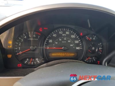Zdjęcie 9 z 13 samochodu: 2005 NISSAN TITAN XE VIN:1N6BA07A85N564376 - miniatura