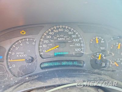 Zdjęcie 9 z 12 samochodu: 2004 GMC NEW SIERRA C1500 VIN:1GTEC19T64Z173359 - miniatura