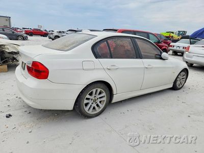 Trzecie zdjęcie samochodu z tyłu: 2006 BMW 325 I AUTOMATIC VIN:WBAVB17596NK37716 - miniatura