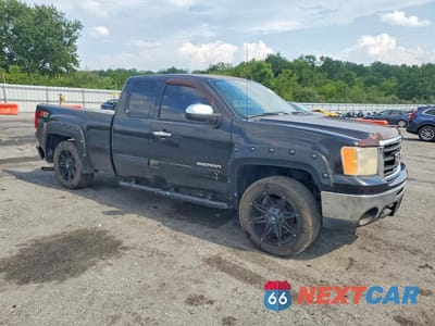 Czwarte zdjęcie samochodu z boku: 2011 GMC SIERRA K1500 SLE VIN:1GTR2VE36BZ124497 - miniatura