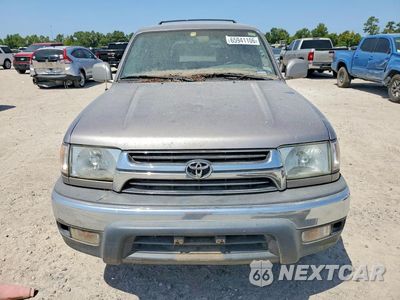 Piąte zdjęcie samochodu w środku: 2002 TOYOTA 4RUNNER SR5 VIN:JT3GN86R220225001 - miniatura