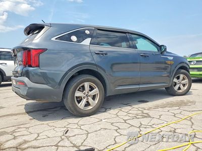 Trzecie zdjęcie samochodu z tyłu: 2021 KIA SORENTO LX VIN:5XYRG4LC4MG027203 - miniatura