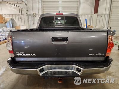 Zdjęcie 6 z 12 samochodu: 2014 TOYOTA TACOMA V6 VIN:3TMLU4EN6EM143181 - miniatura
