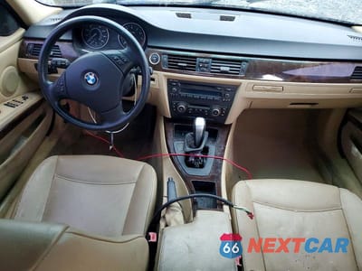 Zdjęcie 8 z 12 samochodu: 2010 BMW 335 XI VIN:WBAPL3C52AA408510 - miniatura