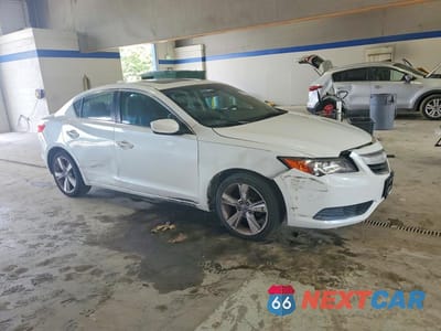 Czwarte zdjęcie samochodu z boku: 2015 ACURA ILX 20 VIN:19VDE1F34FE009643 - miniatura
