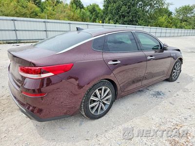 Trzecie zdjęcie samochodu z tyłu: 2019 KIA OPTIMA LX VIN:5XXGT4L32KG311868 - miniatura