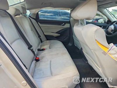Zdjęcie 10 z 13 samochodu: 2020 HONDA ACCORD EX VIN:1HGCV1F46LA050030 - miniatura