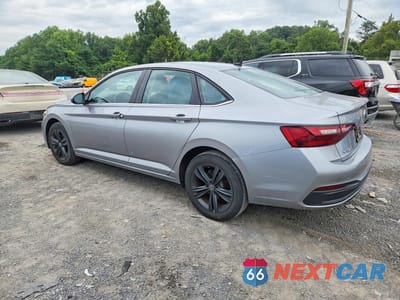 Drugie zdjęcie samochodu z przodu: 2022 VOLKSWAGEN JETTA SE VIN:3VW7M7BU0NM015448 - miniatura