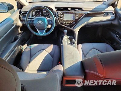 Zdjęcie 8 z 12 samochodu: 2018 TOYOTA CAMRY LE VIN:4T1B11HK5JU518399 - miniatura