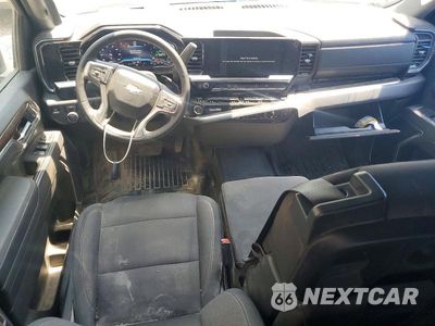 Zdjęcie 8 z 12 samochodu: 2025 CHEVY SILVERADO K3500 VIN:1GB4KTEY6SF173229 - miniatura