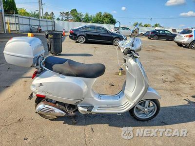 2009 VESPA LX 150 ZAPM448F595017672 - główne zdjęcie licytacji z USA - miniatura