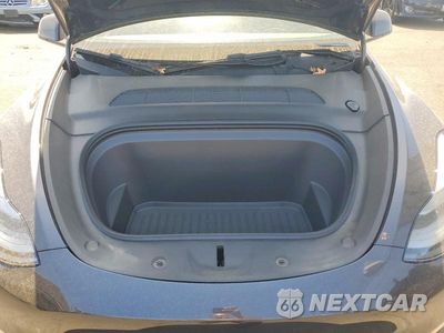 Zdjęcie 11 z 12 samochodu: 2024 TESLA MODEL Y VIN:7SAYGDEE8RF167654 - miniatura