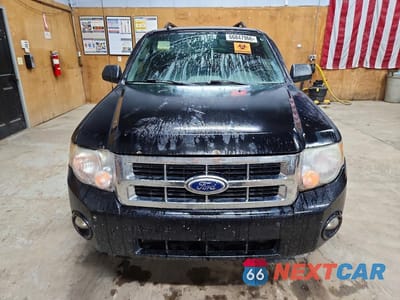 Piąte zdjęcie samochodu w środku: 2010 FORD ESCAPE XLT VIN:1FMCU0DG5AKC63398 - miniatura