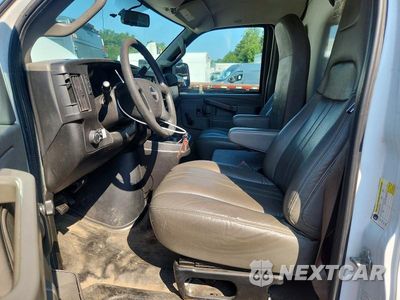 Zdjęcie 7 z 12 samochodu: 2019 GMC SAVANA BOX TRUCK VIN:1GDY7RFP3K1332191 - miniatura