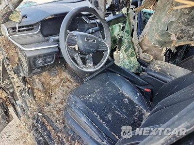 Zdjęcie 8 z 13 samochodu: 2025 JEEP GRAND CHEROKEE L LIMITED VIN:1C4RJKBG0S8631328 - miniatura