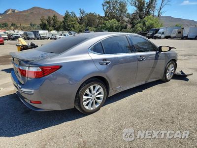 Trzecie zdjęcie samochodu z tyłu: 2013 LEXUS ES 300H VIN:JTHBW1GG8D2023034 - miniatura
