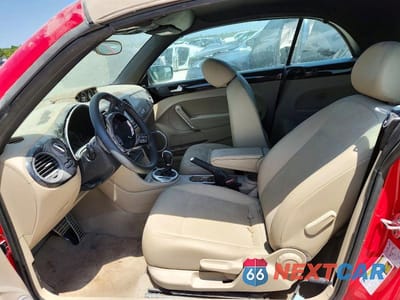 Zdjęcie 7 z 12 samochodu: 2015 VOLKSWAGEN BEETLE R-LINE VIN:3VW7T7AT2FM810241 - miniatura