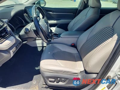 Zdjęcie 7 z 13 samochodu: 2022 TOYOTA CAMRY HYBRID SE VIN:4T1G31AK3NU044274 - miniatura