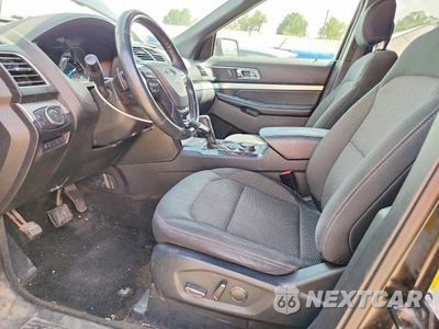 Zdjęcie 7 z 13 samochodu: 2017 FORD EXPLORER XLT VIN:1FM5K8D87HGE29147 - miniatura