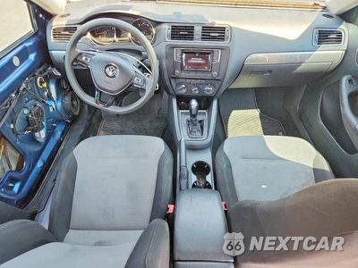 Zdjęcie 8 z 13 samochodu: 2017 VOLKSWAGEN JETTA S VIN:3VW2B7AJ2HM224296 - miniatura