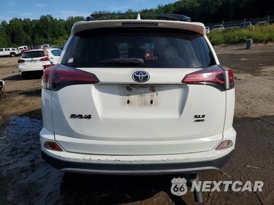 Zdjęcie 6 z 13 samochodu: 2018 TOYOTA RAV4 XLE VIN:JTMRFREV6JJ739478 - miniatura