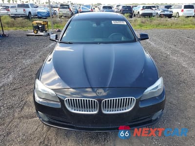 Piąte zdjęcie samochodu w środku: 2013 BMW 550 I VIN:WBAFR9C59DD226836 - miniatura