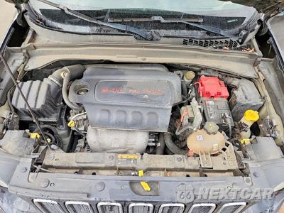 Zdjęcie 11 z 13 samochodu: 2018 JEEP RENEGADE SPORT VIN:ZACCJBAB8JPH79603 - miniatura