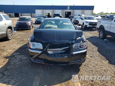 Piąte zdjęcie samochodu w środku: 2013 CHRYSLER 300C VIN:2C3CCAKT7DH686514 - miniatura